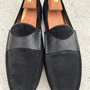 Gucci Size 10 Black Suede with Leacher strap